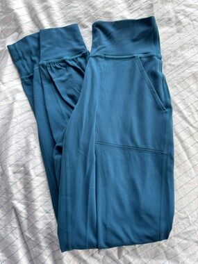 Lululemon Align Joggers size: 2